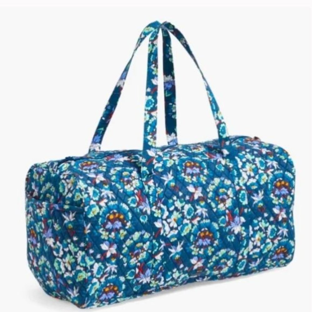 Vera Bradley XL Traveler Duffel In Floral Bursts